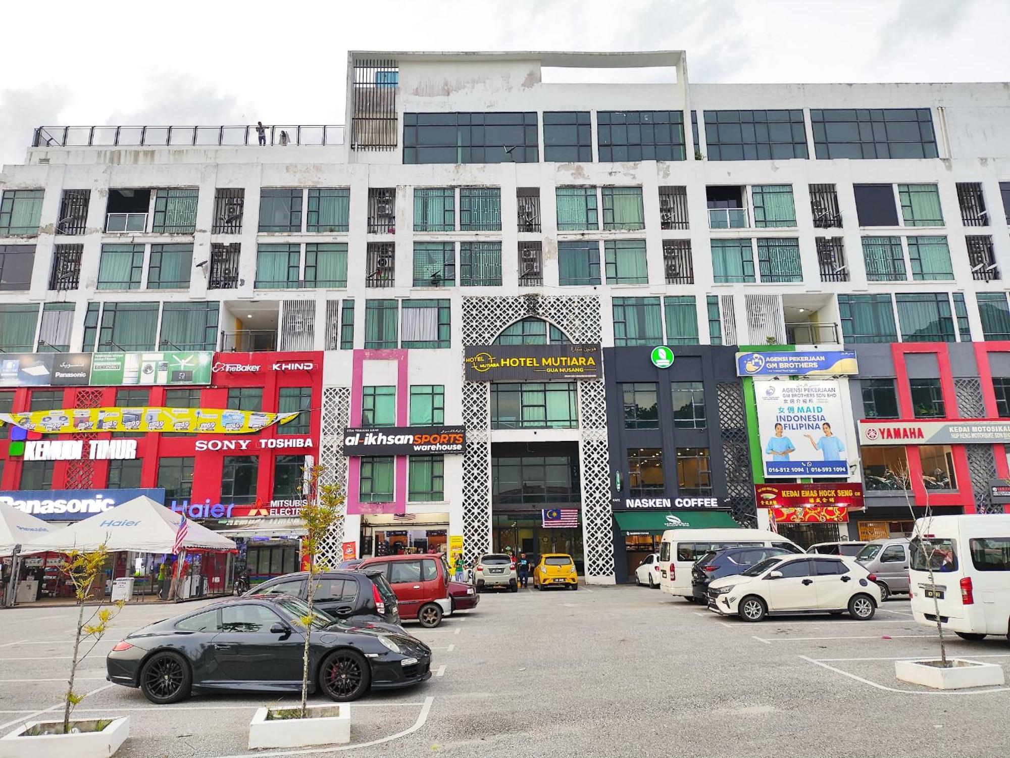Homestay Studio Apartment Bentara Suite, Kompleks Mutiara Gua Musang Dış mekan fotoğraf